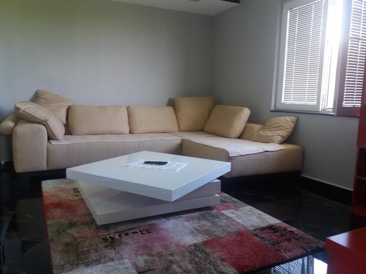 Nestorovic Apartment บาร์ ภายนอก รูปภาพ